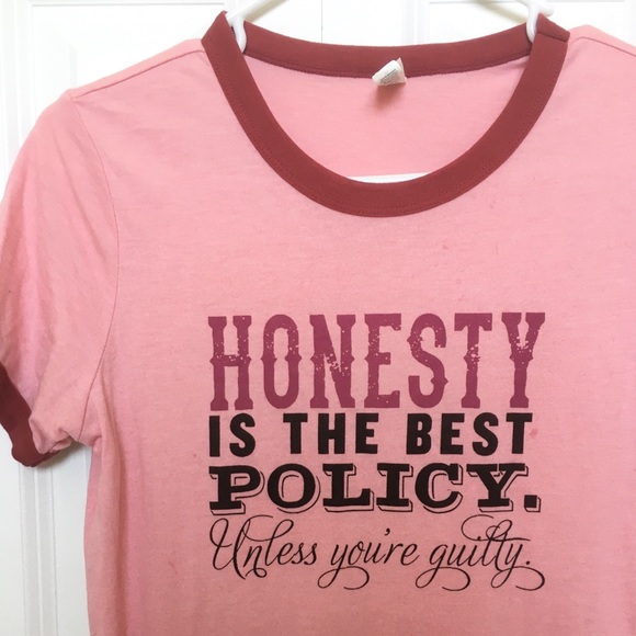 🔲 Dr. McGillicuddy’s branded t-shirt - Picture 2 of 4